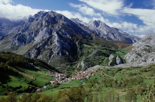 Hotel Rural Pena Castil Sotres Kültér fotó