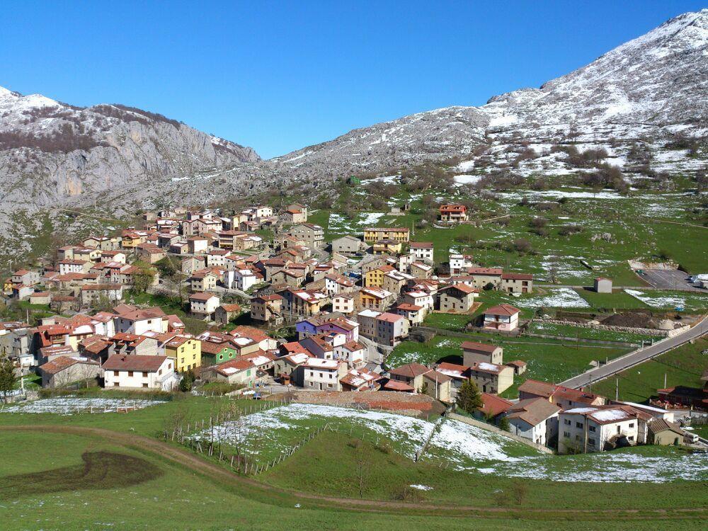 Hotel Rural Pena Castil Sotres Kültér fotó