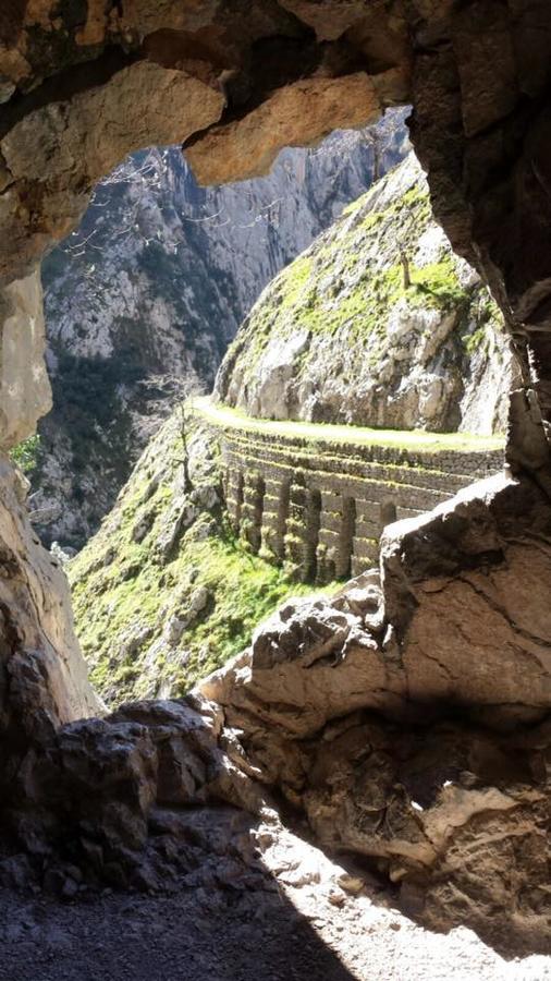 Hotel Rural Pena Castil Sotres Kültér fotó